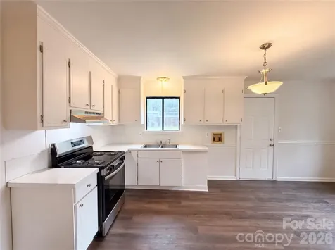 10015 Garth Wood Road Charlotte NC 28273