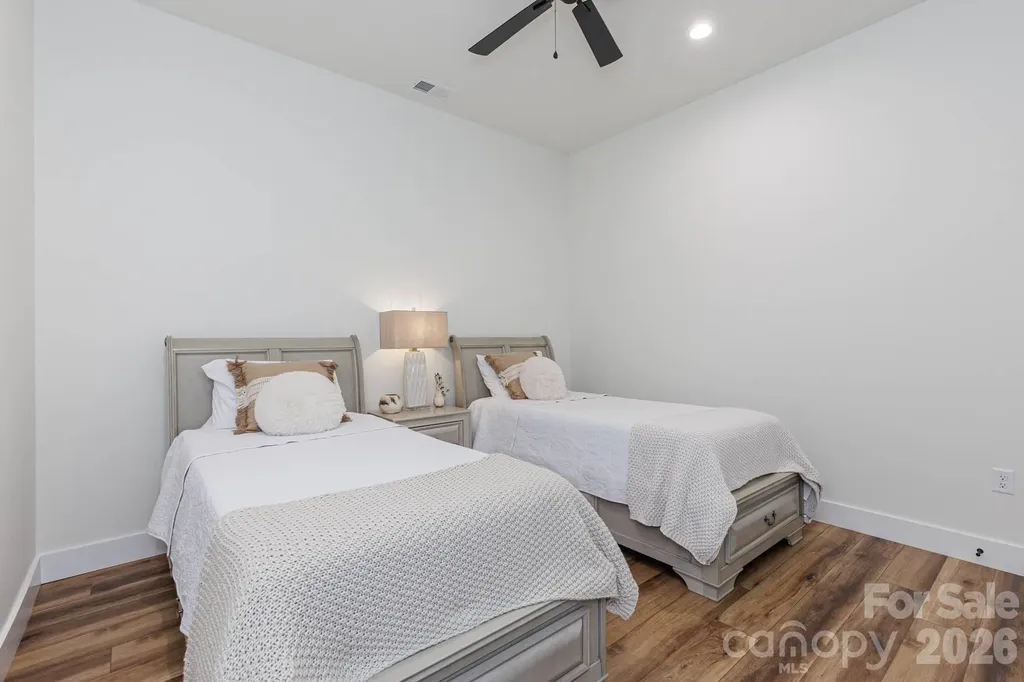 273 Alarka Point Bryson City NC 28713