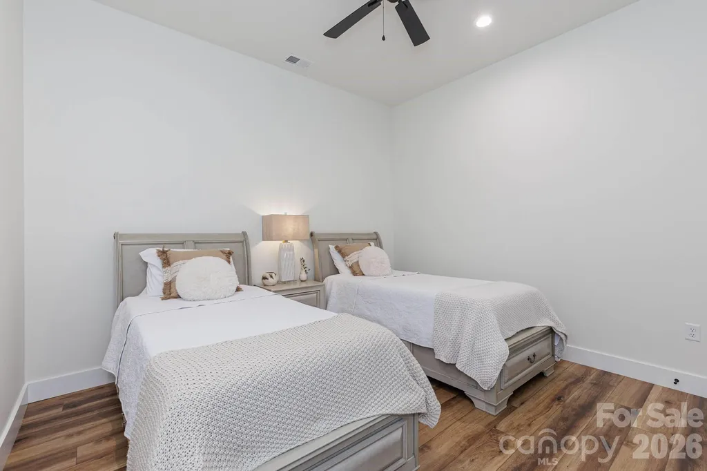 273 Alarka Point Bryson City NC 28713