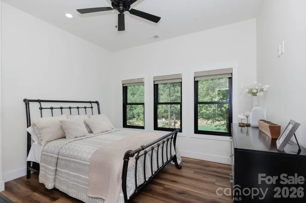 273 Alarka Point Bryson City NC 28713