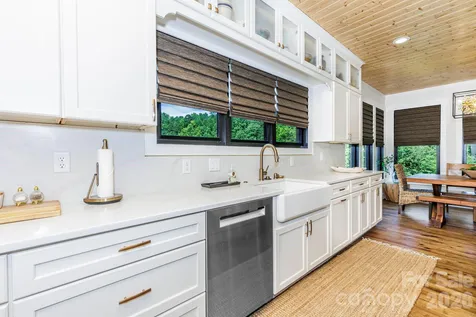 273 Alarka Point Bryson City NC 28713