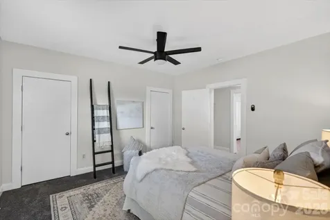 113 Pleasant Street Belmont NC 28012