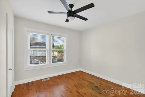 113 Pleasant Street Belmont NC 28012