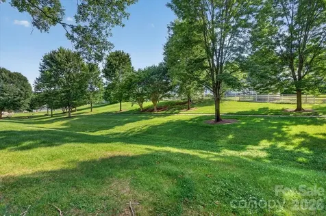 113 Pleasant Street Belmont NC 28012