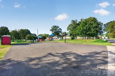 113 Pleasant Street Belmont NC 28012
