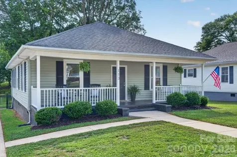113 Pleasant Street Belmont NC 28012