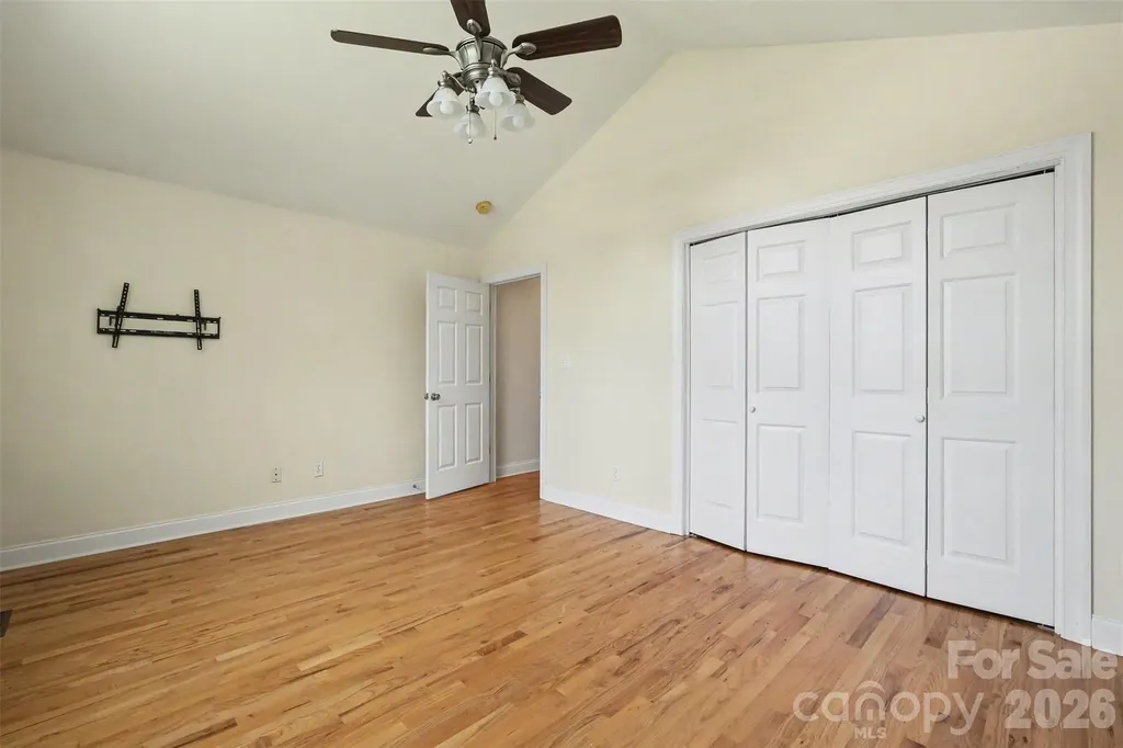 1436 20th Avenue Place NE Hickory NC 28601