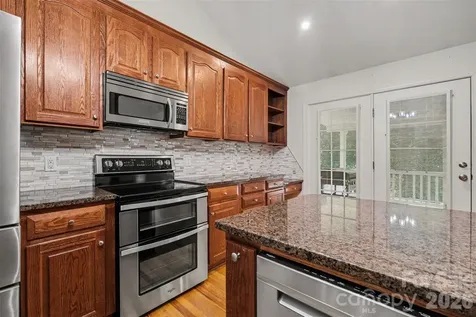 1436 20th Avenue Place NE Hickory NC 28601