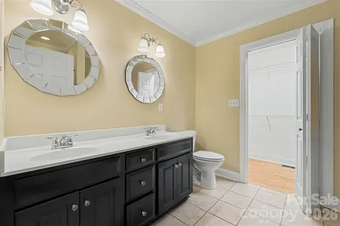 1436 20th Avenue Place NE Hickory NC 28601