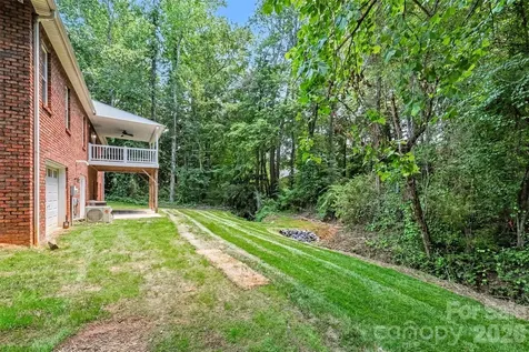 1436 20th Avenue Place NE Hickory NC 28601