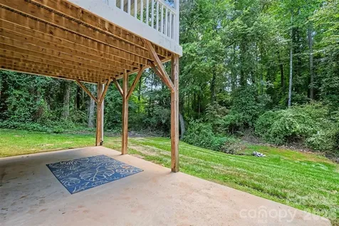 1436 20th Avenue Place NE Hickory NC 28601