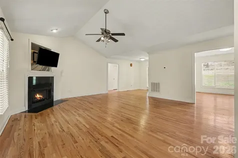 1436 20th Avenue Place NE Hickory NC 28601
