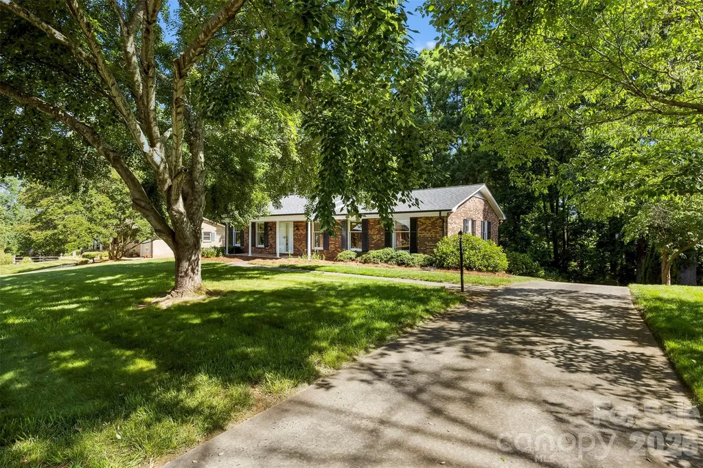 2410 Sandlewood Drive Gastonia NC 28054