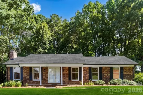 2410 Sandlewood Drive Gastonia NC 28054