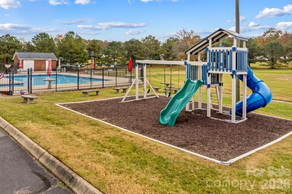 596 Maple Ridge Circle Salisbury NC 28147