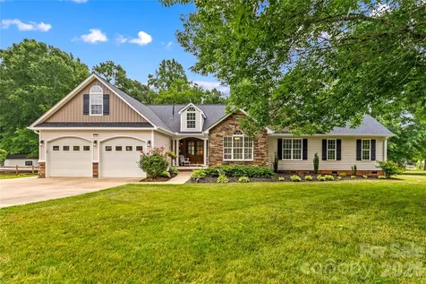 596 Maple Ridge Circle Salisbury NC 28147