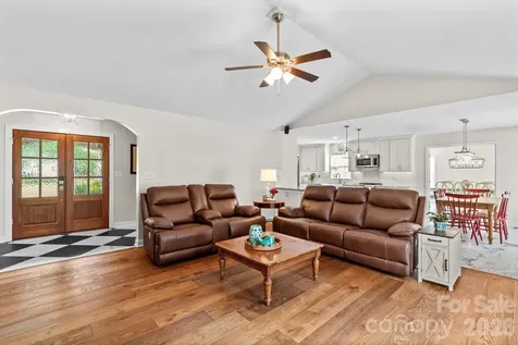 596 Maple Ridge Circle Salisbury NC 28147