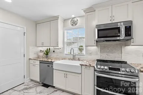 596 Maple Ridge Circle Salisbury NC 28147
