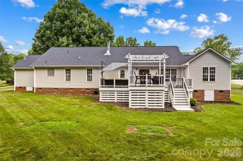 596 Maple Ridge Circle Salisbury NC 28147