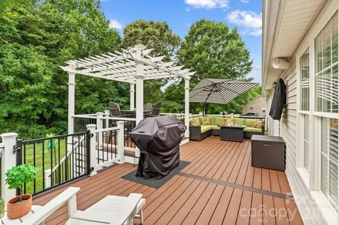 596 Maple Ridge Circle Salisbury NC 28147