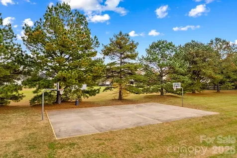 596 Maple Ridge Circle Salisbury NC 28147
