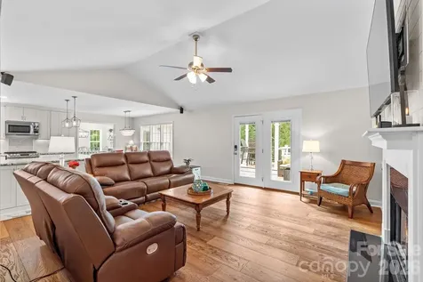 596 Maple Ridge Circle Salisbury NC 28147