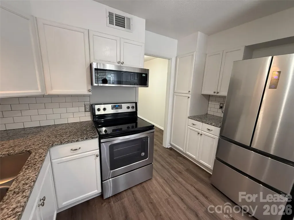 4605 Hedgemore Drive Charlotte NC 28209