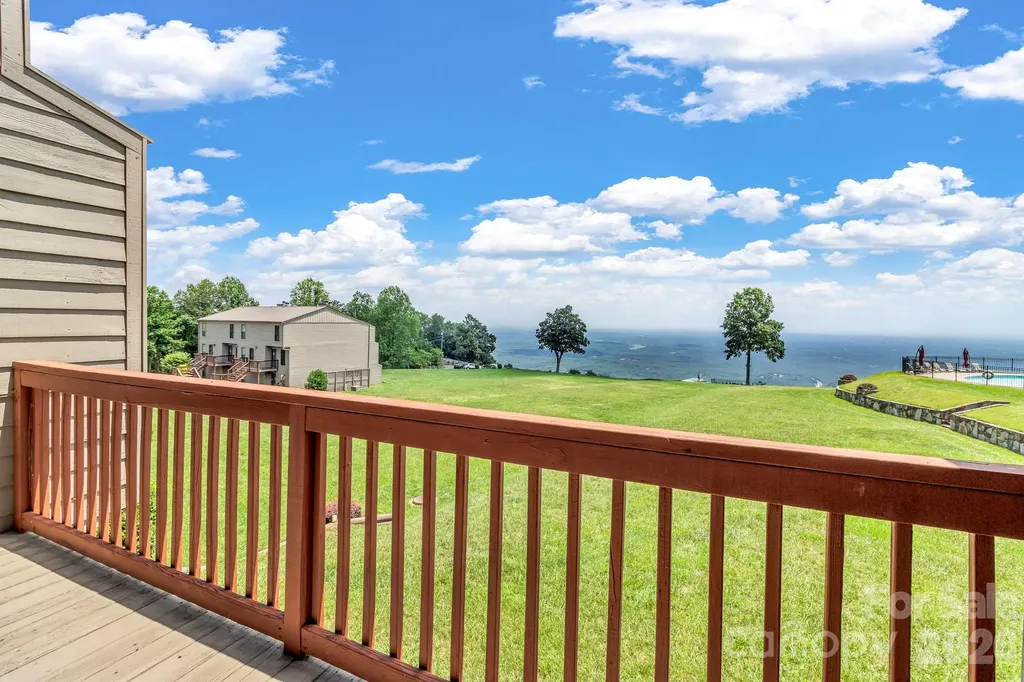 2881 White Oak Mountain Road Columbus NC 28722