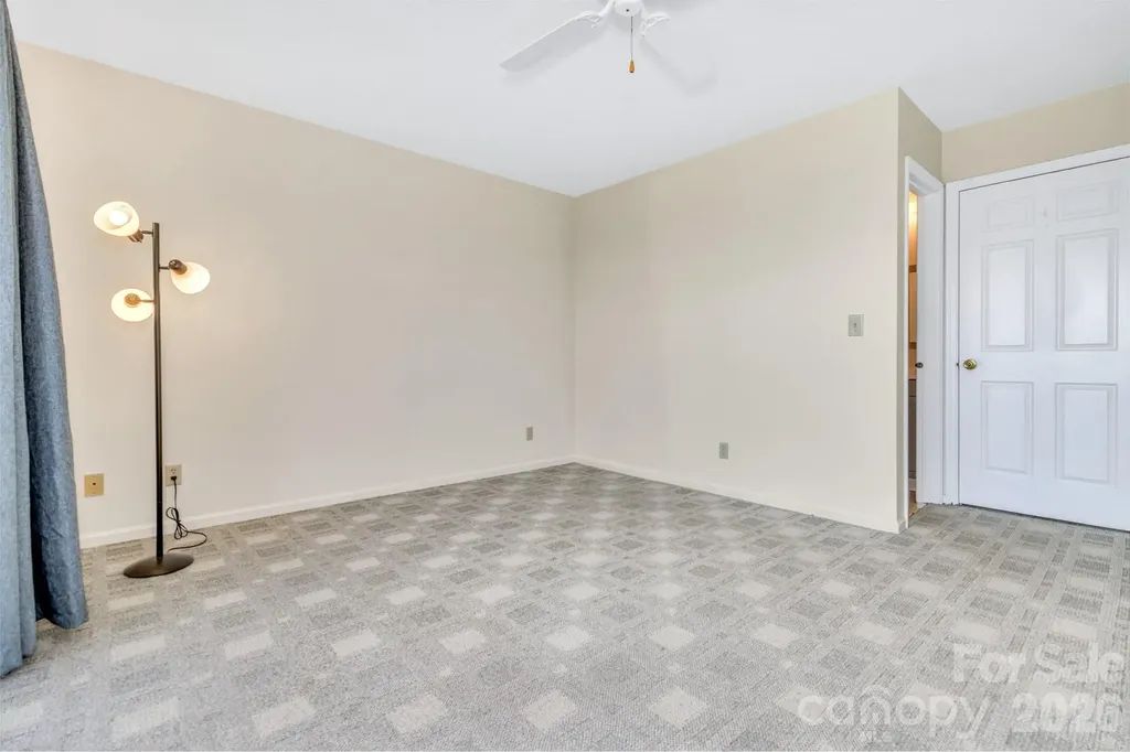 2881 White Oak Mountain Road Columbus NC 28722