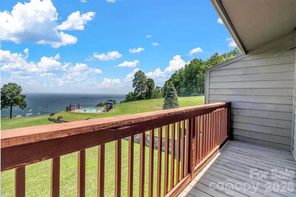 2881 White Oak Mountain Road Columbus NC 28722