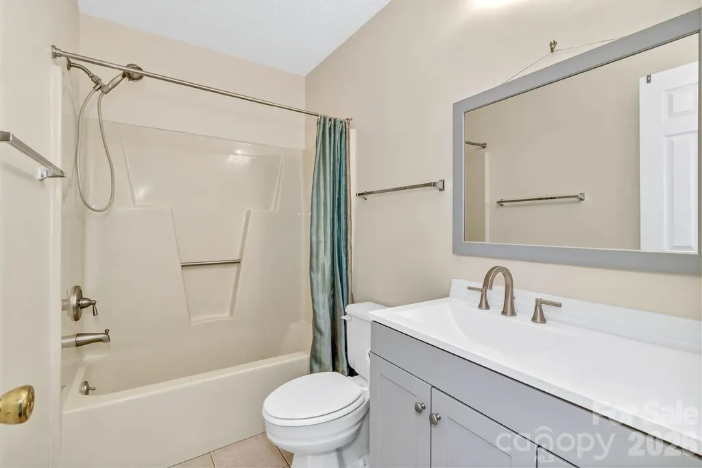 2881 White Oak Mountain Road Columbus NC 28722