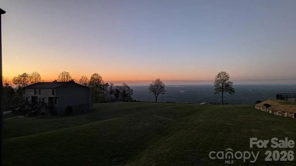 2881 White Oak Mountain Road Columbus NC 28722