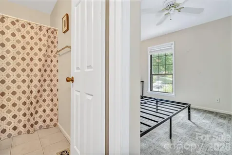2881 White Oak Mountain Road Columbus NC 28722