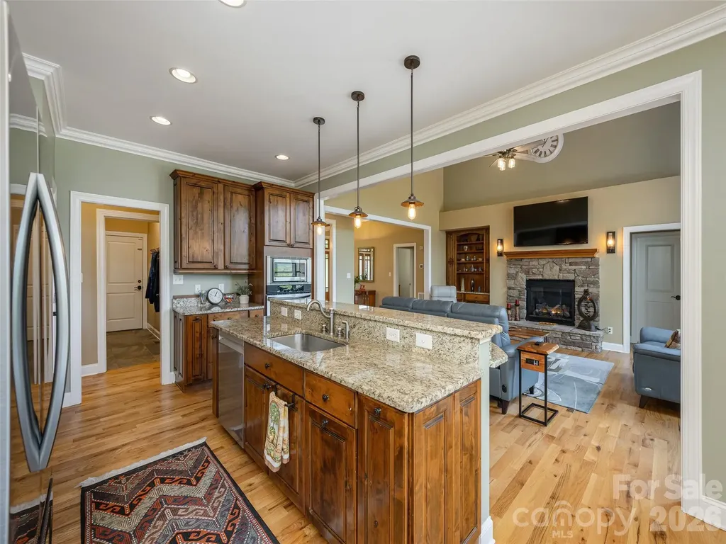 167 Tatham Road Hendersonville NC 28792
