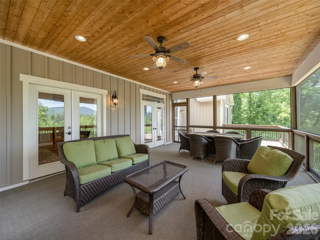 167 Tatham Road Hendersonville NC 28792