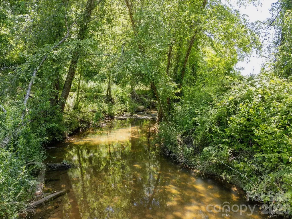 167 Tatham Road Hendersonville NC 28792