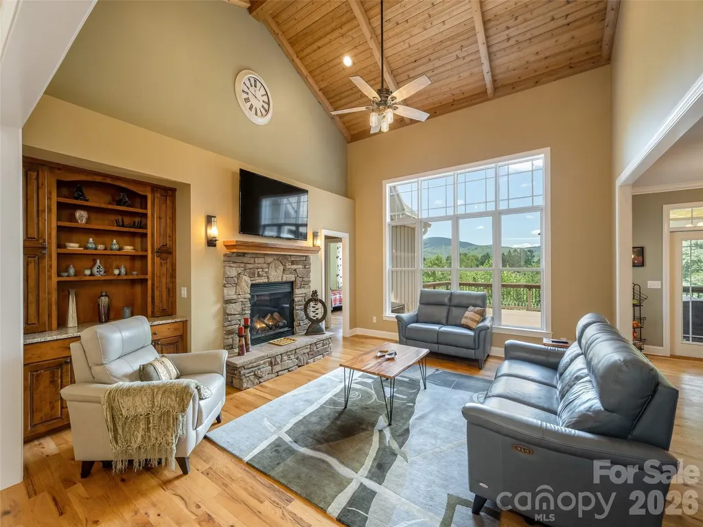 167 Tatham Road Hendersonville NC 28792
