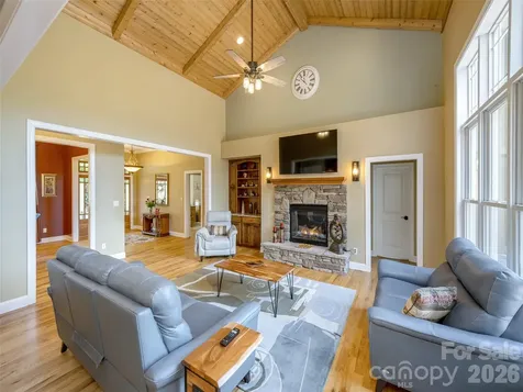 167 Tatham Road Hendersonville NC 28792