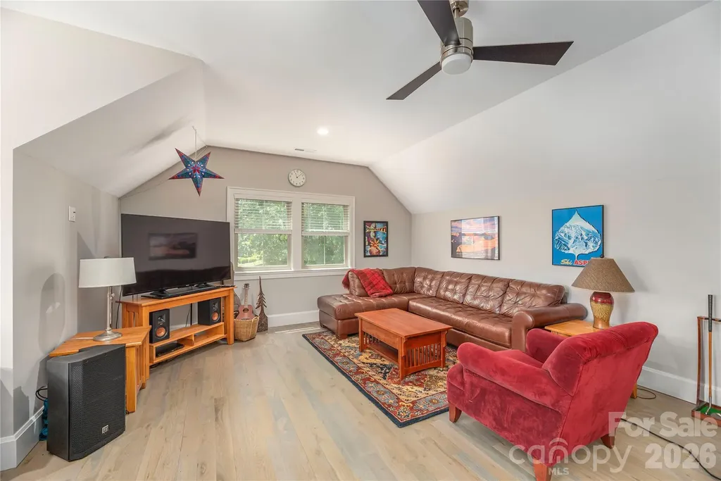118 Still Water Lane Fletcher NC 28732