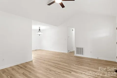 2931 Greenleaf Road Clover SC 29710