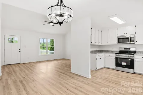 2931 Greenleaf Road Clover SC 29710