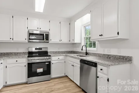 2931 Greenleaf Road Clover SC 29710