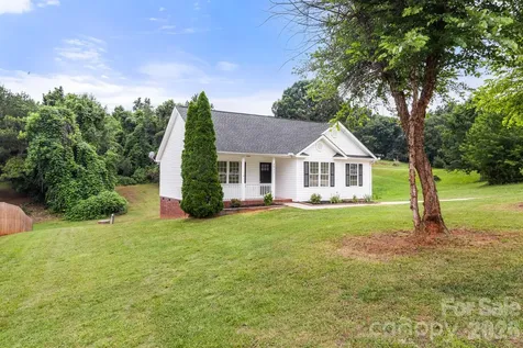 2931 Greenleaf Road Clover SC 29710