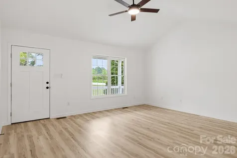 2931 Greenleaf Road Clover SC 29710