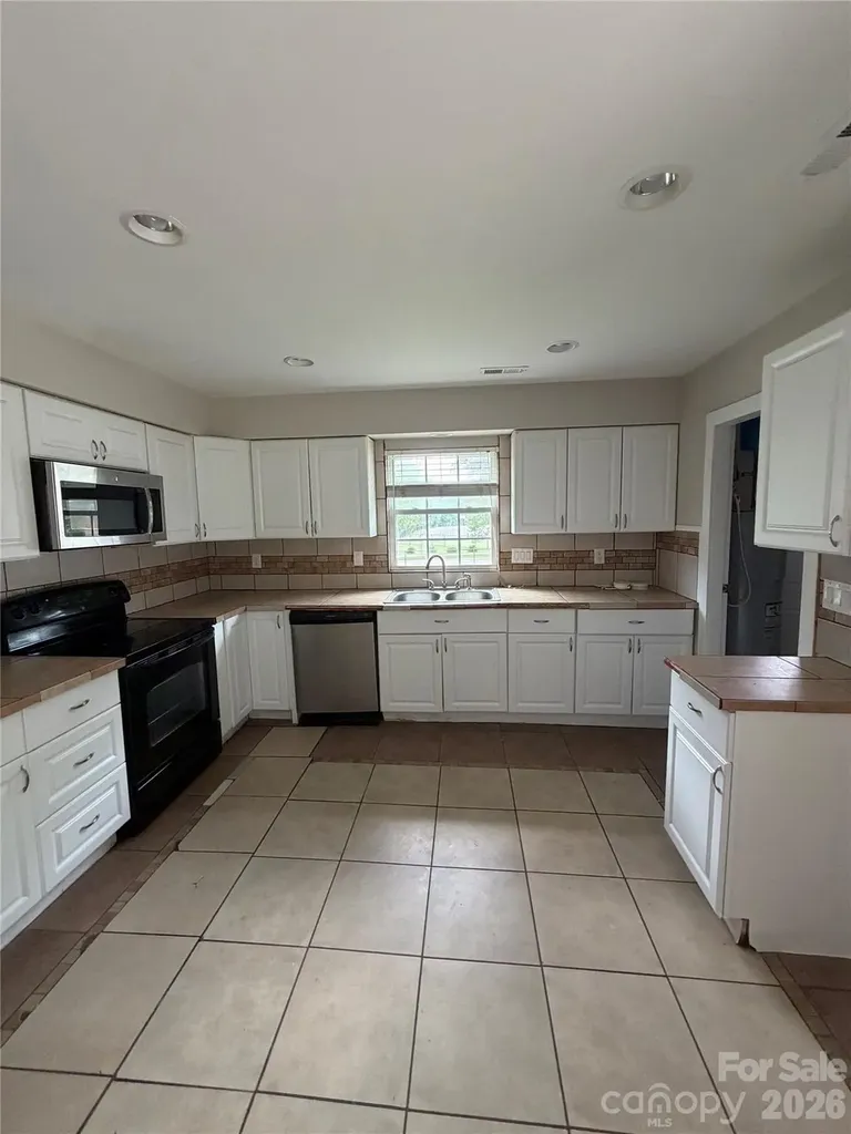 7101 Riding Trail Road Charlotte NC 28212