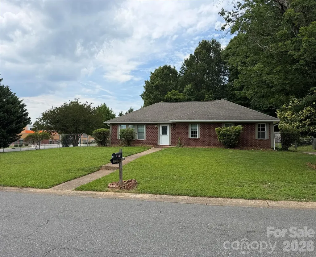 7101 Riding Trail Road Charlotte NC 28212