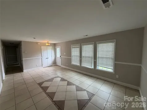 7101 Riding Trail Road Charlotte NC 28212