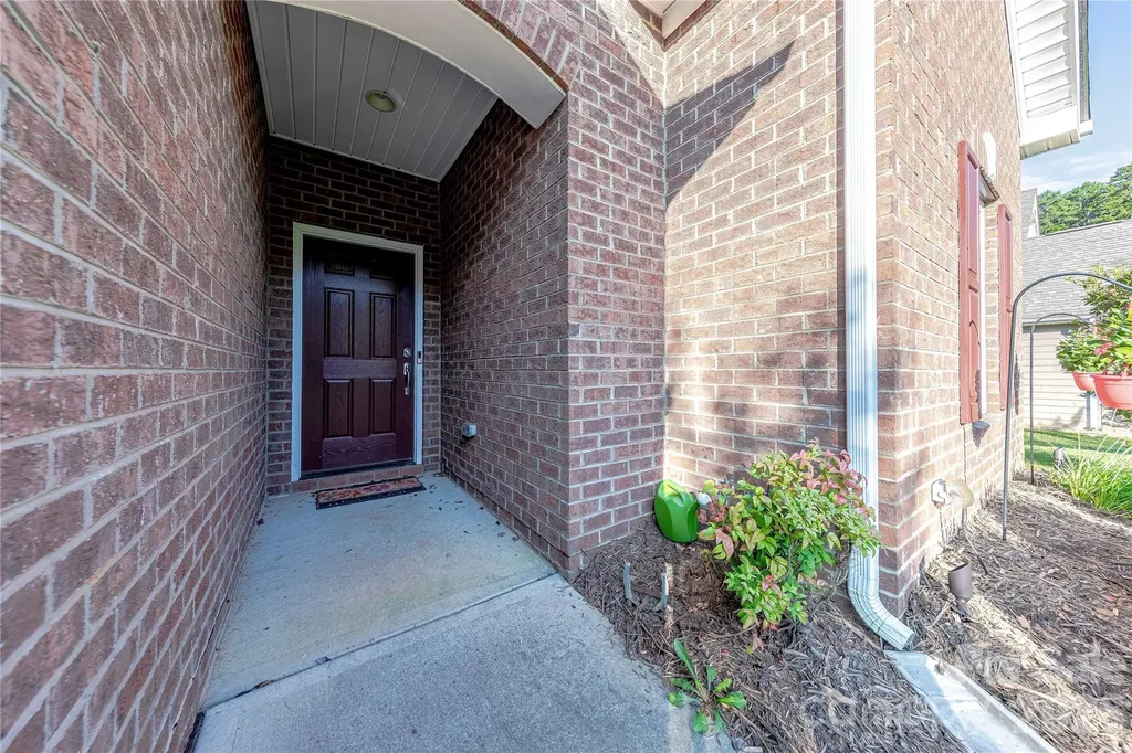 8115 Goodall Court Charlotte NC 28227