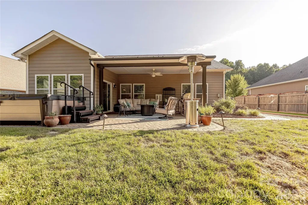 8115 Goodall Court Charlotte NC 28227