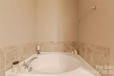 8115 Goodall Court Charlotte NC 28227